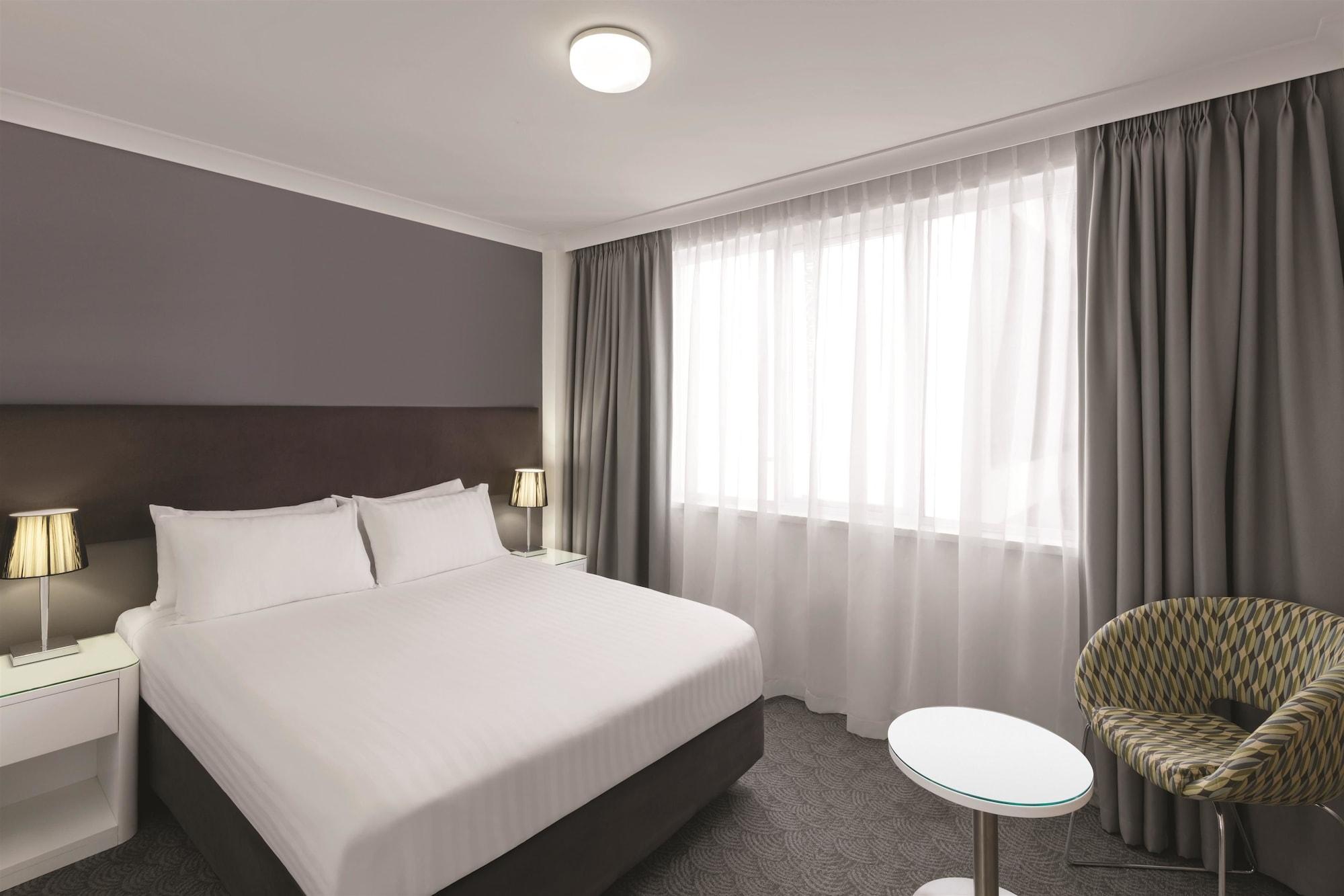 Rendezvous Hotel Perth Central Экстерьер фото